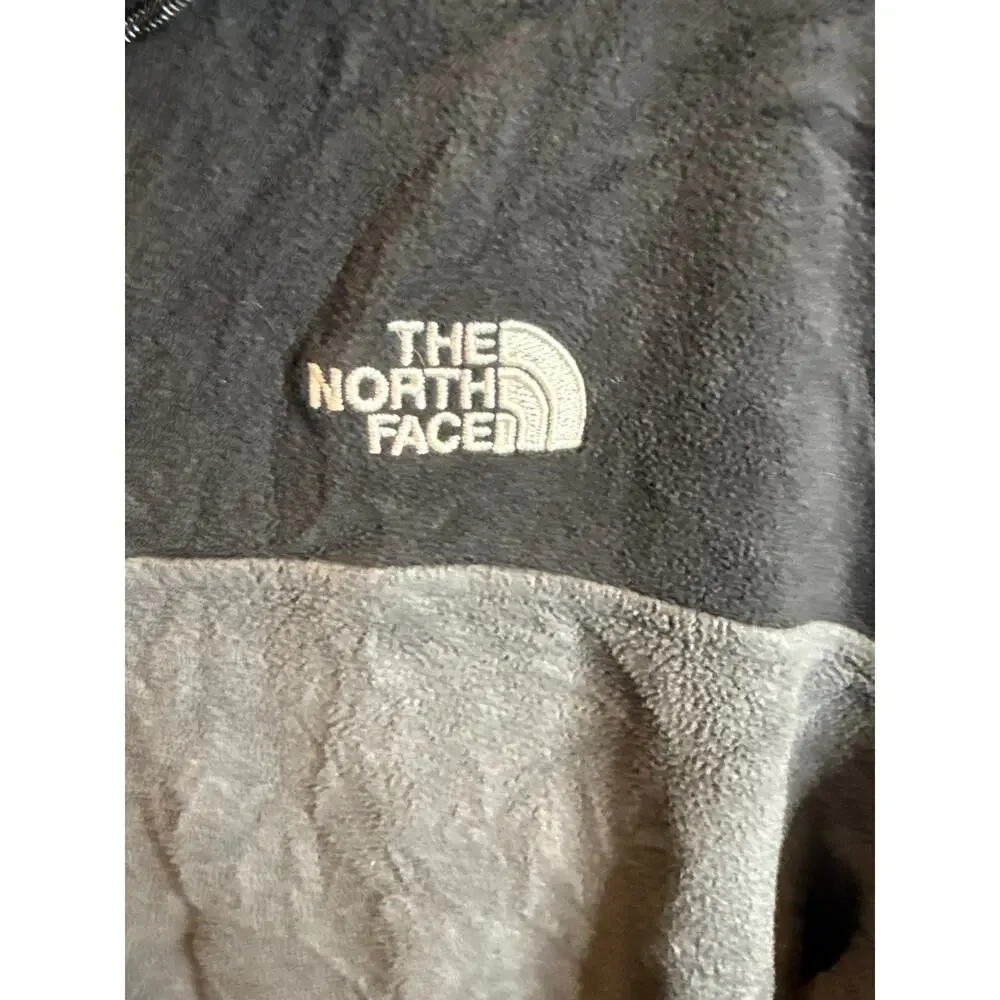 The North Face Women’s Medium Black Gray Colorblock Snap-T Fleece Pullover